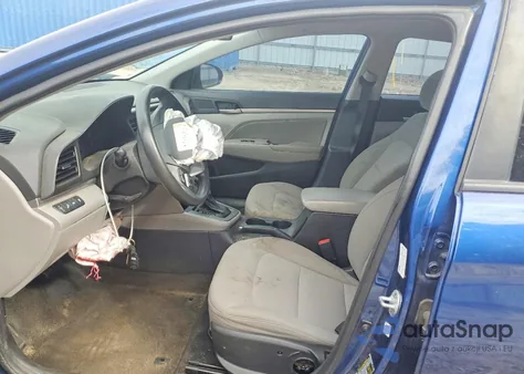 2019 Hyundai Elantra Sel z USA, uszkodzony, nr VIN 5NPD84LF1KH471629